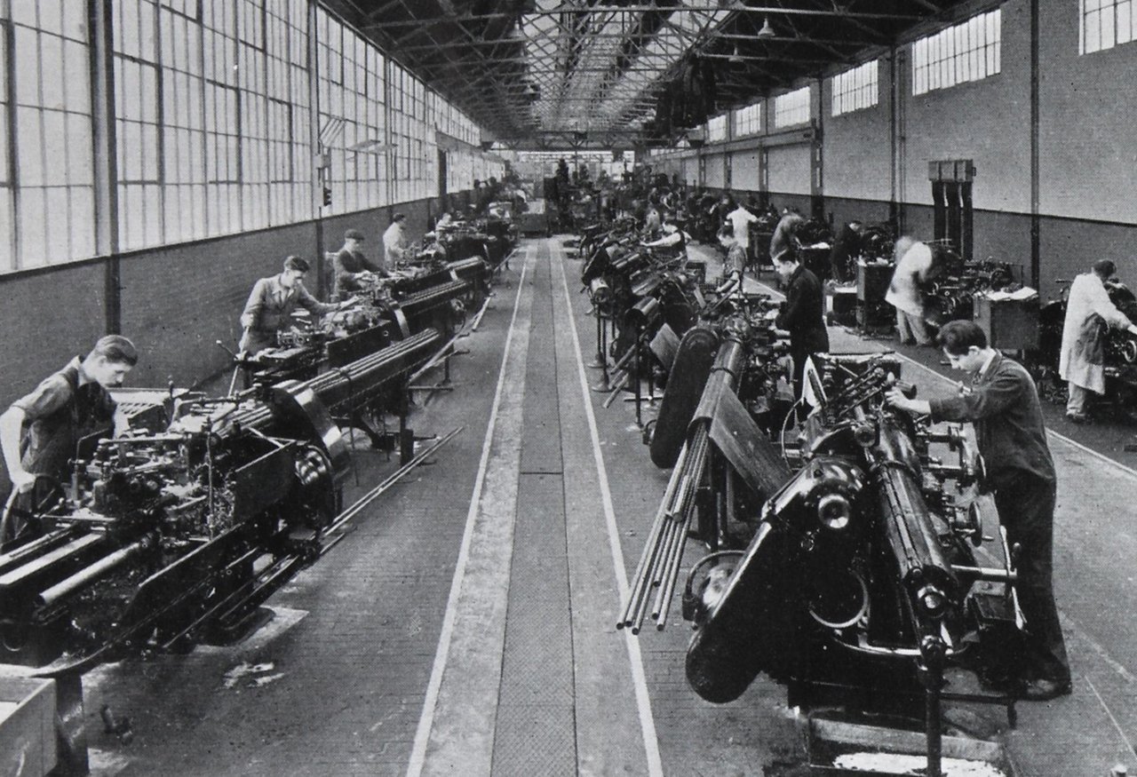 factory workers industrial revolution